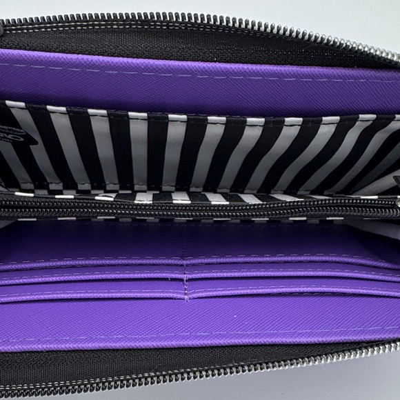 Marc Tetro Purple Wallet - Picture 8 of 10